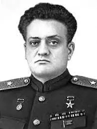 Герой Социалистического Труда Елян Амо Сергеевич директор Горьковского - фото 192