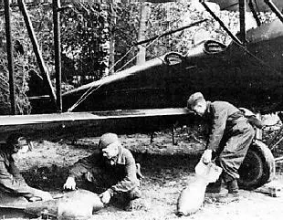 Подготовка к боевому вылету Утром 6 мая 1943 г крупные силы советских - фото 250