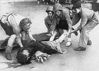 Она погибла от снаряда разорвавшегося в 15 часов 7 минут 8 августа 1943 года - фото 71