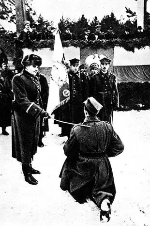 Польская дивизия имени Тадеуша Костюшко Посвящение в офицеры 1943 г В - фото 262