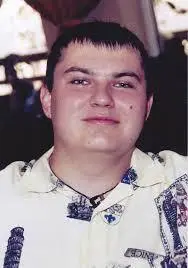 Был гражданином Украины Родился и жил в Одессе В 2000 году окончил - фото 55