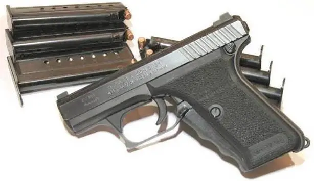 Heckler und Koch P7 M8 P7 M8 вскоре начал поставляться на экспорт в том числе - фото 156
