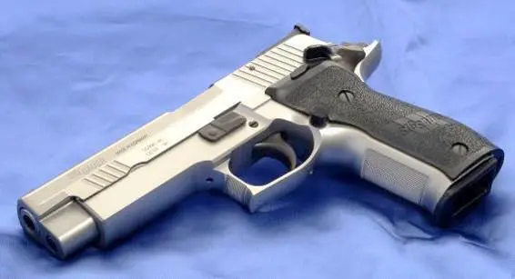 P226 XFive Allround спроектирован для соревнований IPSC по практической - фото 183