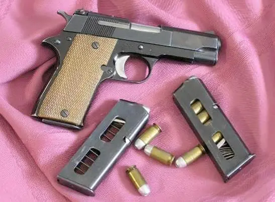 Star PD представляет собой компактный вариант знаменитого Colt M1911 хотя и - фото 230