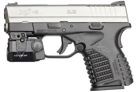 Springfield Armory XDs с присоединенным прицельным блоком Viridian C5L - фото 387
