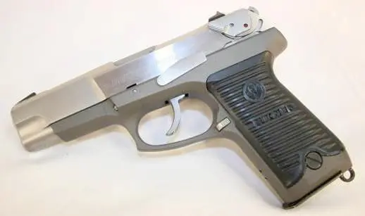 Пистолет P89 представленный производителем в 1990 году отличался иной формой - фото 442