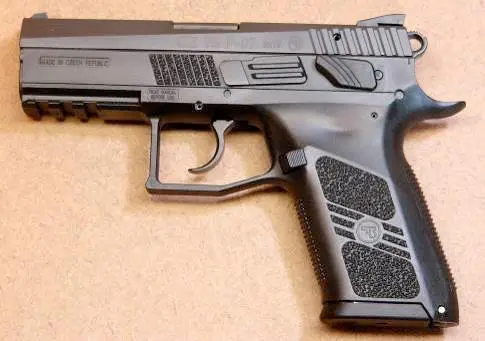 Модель CZ 75 P07 Duty представляет собой новое поколение пистолетов Ceska - фото 532