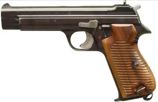 P2101 P2102 Пистолет P210 был создан в результате появившейся в начале - фото 534