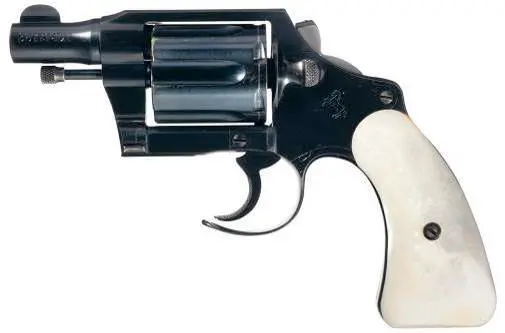 Colt Detective Special второй модели в стиле Fitz Special с удаленной спицей - фото 562