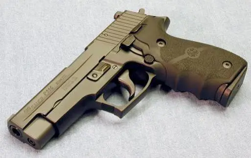 Немецкий пистолет Sig Sauer P226 под патрон 357 SIG наилучший способ - фото 615