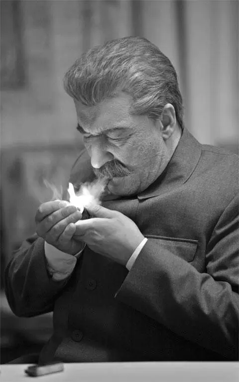 Хозяин Кадр из фильма Никиты Михалкова Утомленные солнцем2 Образ Мити - фото 31