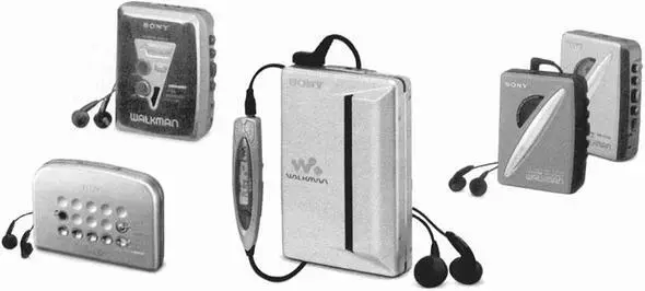 Рис 326Дизайн кассетных аудиоплееров весьма разнообразен Sony Walkman - фото 54