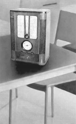 Рис 413Приемник СВД9 1937 года даже сегодня может занять достойное место - фото 73