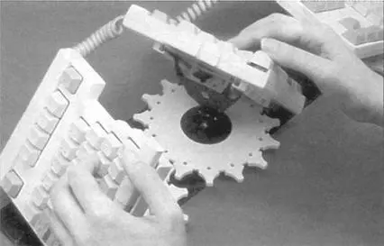 Рис 613Ломающаяся клавиатуратрансформер Comfort keyboard system Еще одно - фото 131