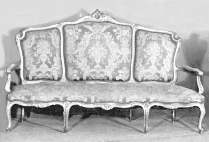 Рис 1321Диван середина XVIII века Иногда в диване предусматривается - фото 319