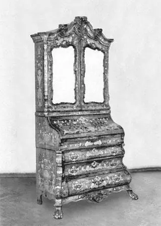 Рис 1347Секретер 1750 год Сегодня и сундуки и ларцы и шкафы и комоды и - фото 345