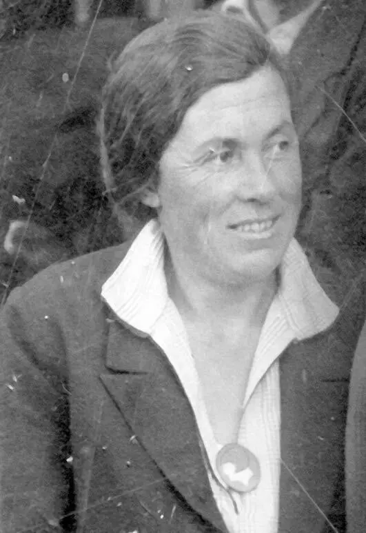 Татьяна Мечиславовна Свенцицкая Фото 1930х гг из семейного архива И С - фото 124