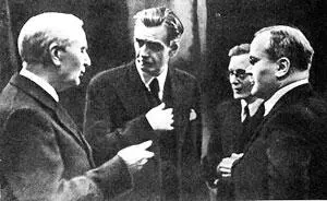 К Хэлл первый слева А Иден В Молотов Москва октябрь 1943 г Из - фото 458