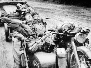 Разбитая вражеская колонна На трудовом фронте В сентябре 1943 г впервые - фото 464