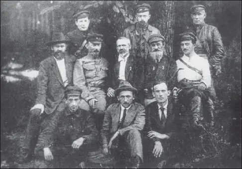 Временный Польский революционный комитет Июль 1920 г Одновременно шло - фото 66
