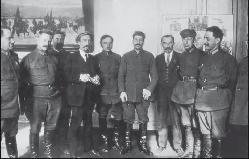Советская партийная элита в дни XV партконференции 1925 г XIV партсъезд - фото 79