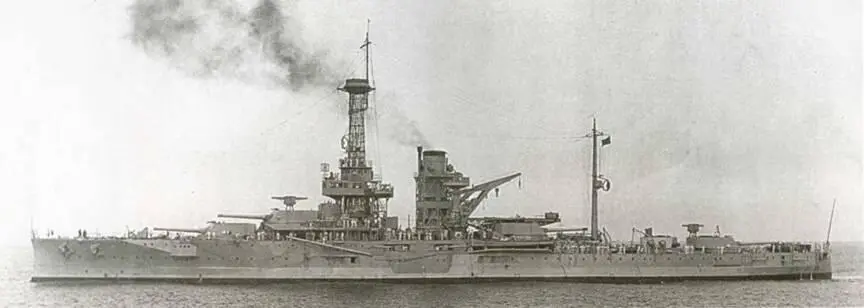 Флорида после модернизации в 1926 вверху и в 1929 гг Линейный корабль - фото 146