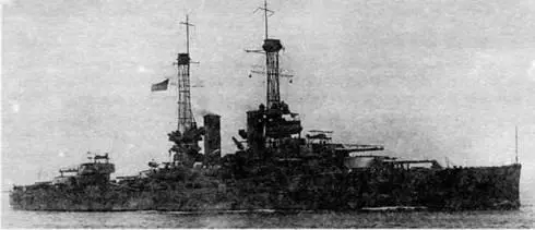 Texas в 1916 вверху и в 1918 гг Полученные повреждения корпуса - фото 45