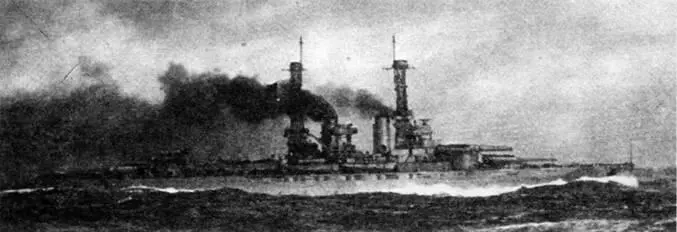 Линейный корабль Texas на полном ходу 1918 г В преддверии формирования - фото 8