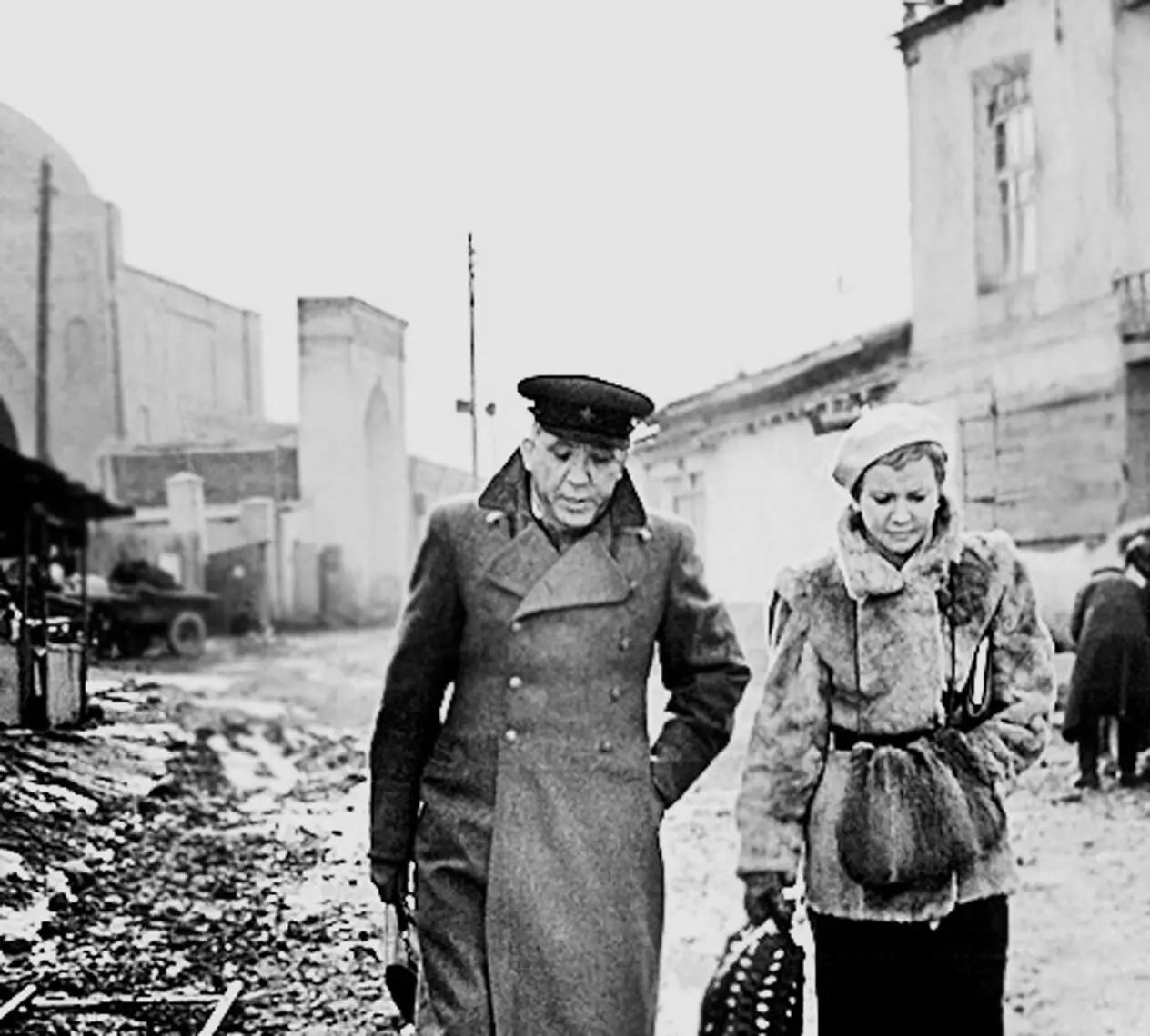 Двадцать дней без войны 1977 год Определение О любви Воображаемая - фото 49