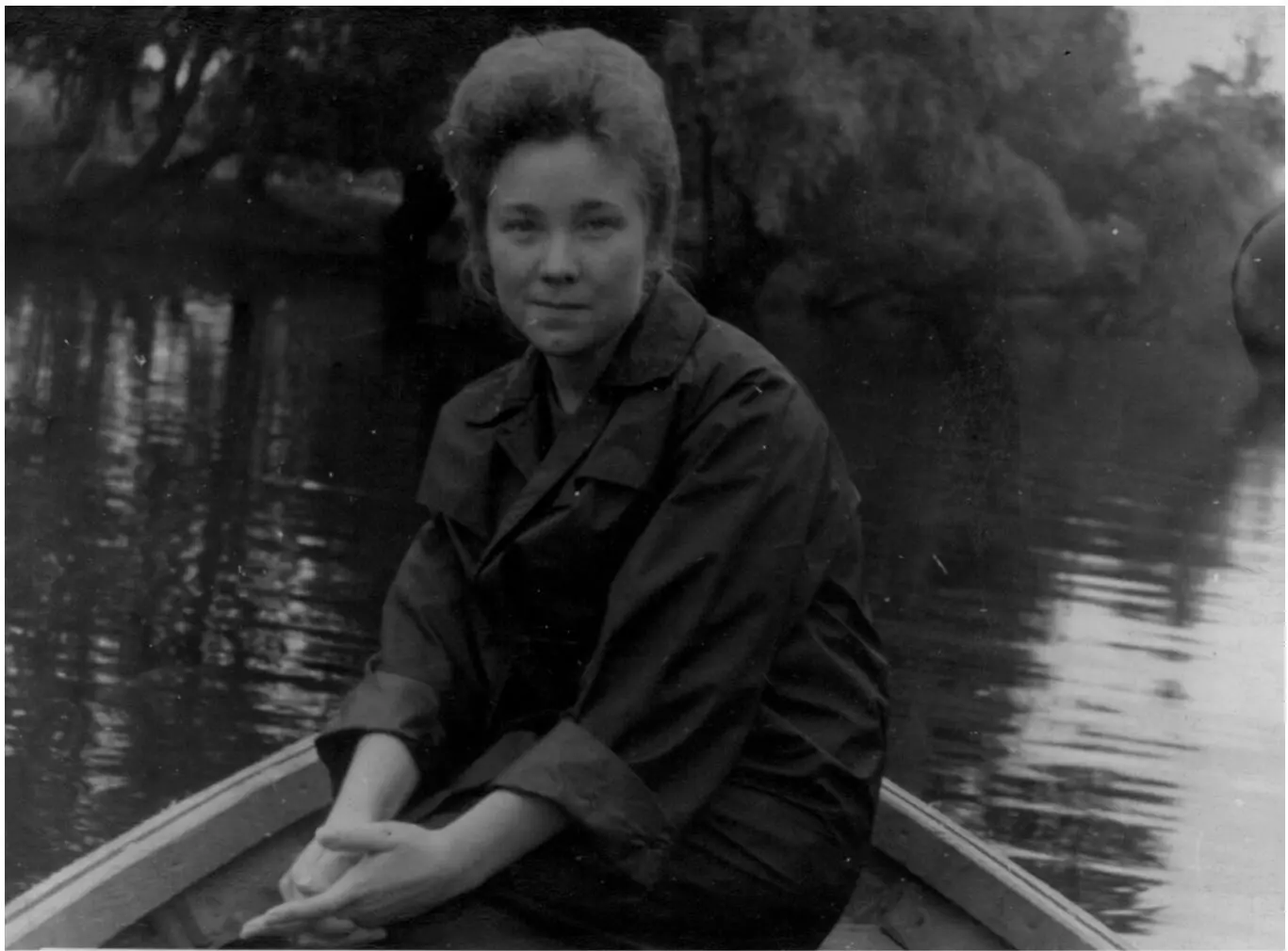 Плащ болонья мужской и женский вариант 1960е гг Вверху из личного архива - фото 41