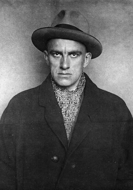 А Родченко В Маяковский 1924 г Начнем с простых вещей За пределами - фото 28