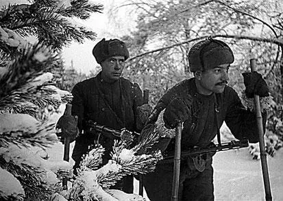 Преследуя врага В это же время В ходе КалинковичскоМозырской - фото 68