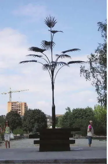 Копия пальмы Мерцалова в Донецке Фото автора Мерцалов взяв себе в помощники - фото 28