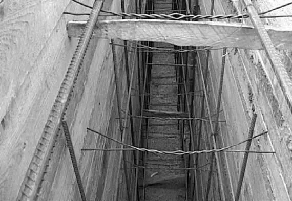 Рис 45 Арматура для железобетонного фундамента Рис 46 Железобетонный - фото 18