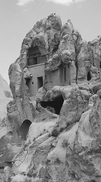 Церкви первых христиан спасавшихся от гонений Таким образом христианское - фото 715