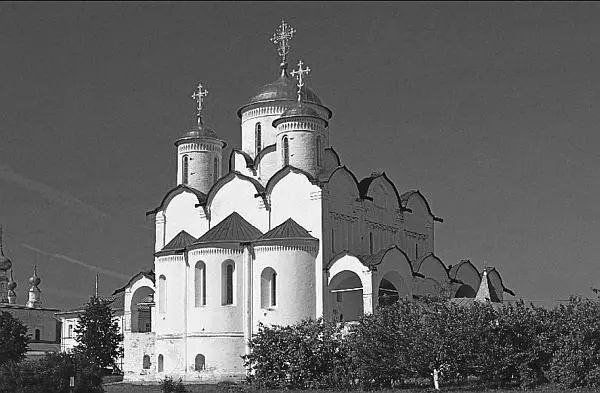 Покровский собор в Суздале После смещения НСХрущева в 1964 г когда к - фото 817