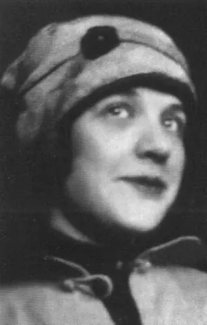 Ольга Гильдебрандт 1930е гг Юрий Юркун Владимир Милашевский и Ольга - фото 53
