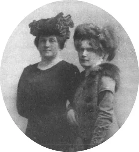 Аделаида с В Д Жуковской урожд Богданович СПб 1910 На Генуэзской - фото 5
