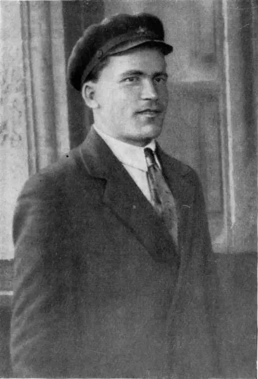 Киров Астрахань 1919 Кинокадр Мандат Кирова члена Временного - фото 30