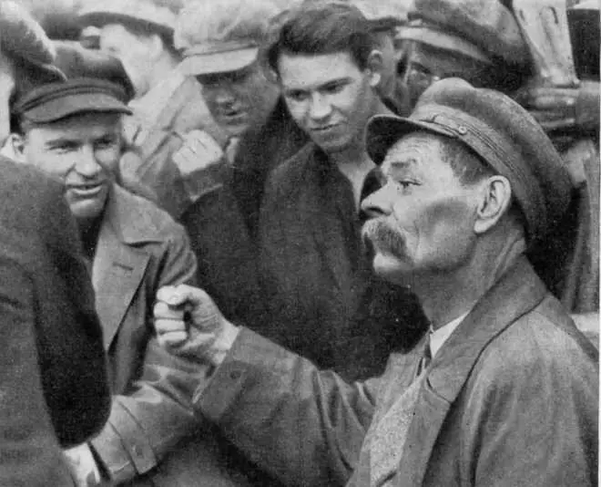 Киров и А М Горький на Балтийском заводе Ленинград 1929 Киров на Севере - фото 57