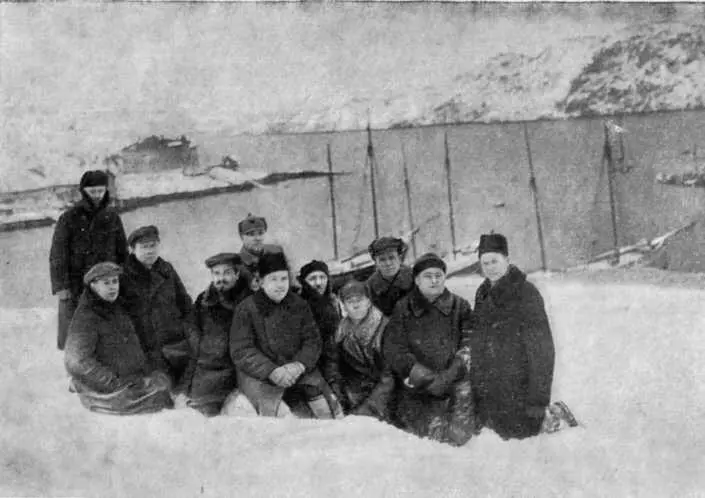 Киров на Севере Близ Мурманска 1929 Киров Ленинград 1929 М С Чудов - фото 58