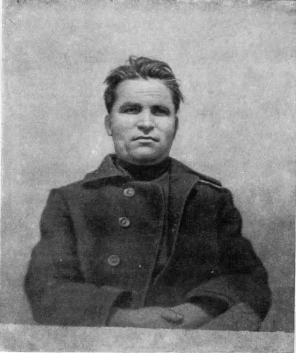 Киров Ленинград 1929 М С Чудов слева Киров и П И Струппе Ленинград - фото 59