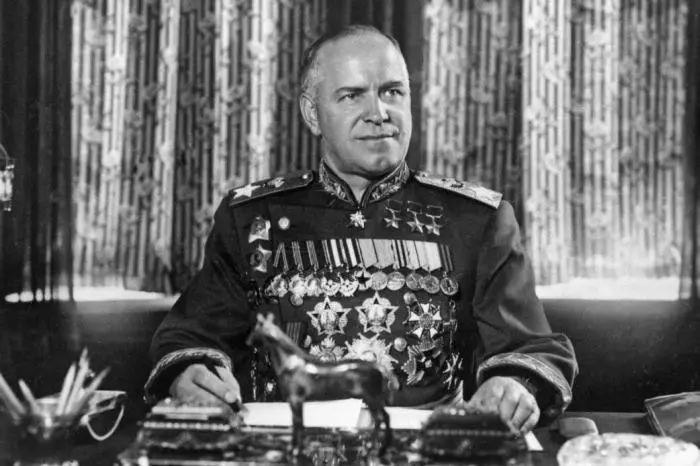 Маршал Советского Союза ГК Жуков Впервые советский народ услышал о Жукове в - фото 17