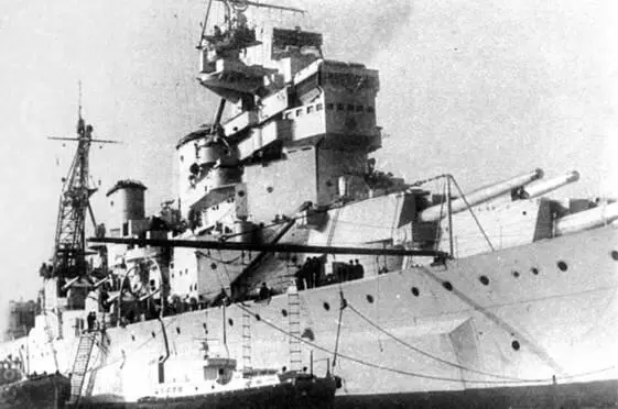 Вид на надстройку Кинг Джордж V Линейный корабль Дюк оф Йорк - фото 82