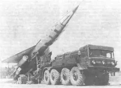 Рис 35 Ту123 на стартовой установке Основные характеристики Ту123 - фото 216
