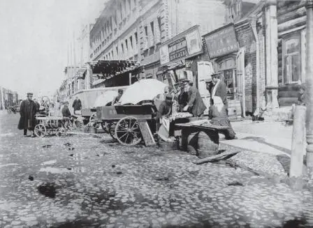Уличная торговля на 2й ТверскойЯмской улице Фотография конца XIX в Частный - фото 72