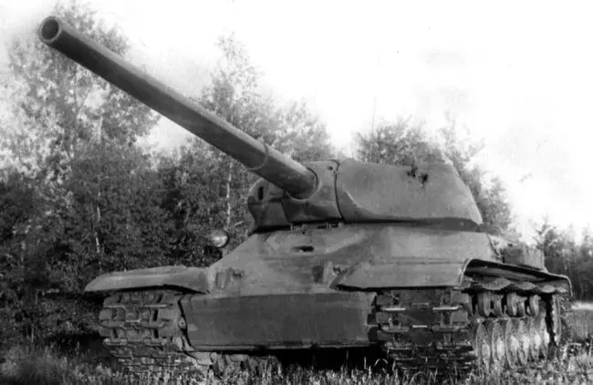 Общий вид танка объект 701 1 перед началом испытаний Лето 1944 года - фото 71