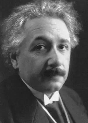 Нобелевский лауреат Альберт Эйнштейн 1922 г С сыновьями Гансом Альбертом и - фото 31