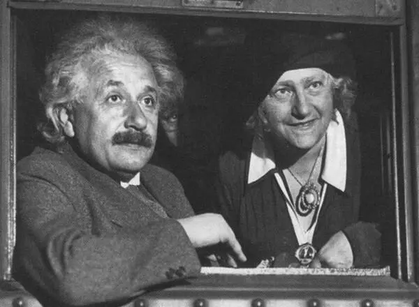 1932 год Эйнштейны навсегда уезжают из Германии В Калифорнийском институте - фото 51
