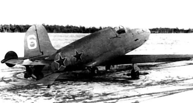 Перехватчик БИ6 1945 год На последнем седьмом экземпляре БИ с двигателем - фото 119